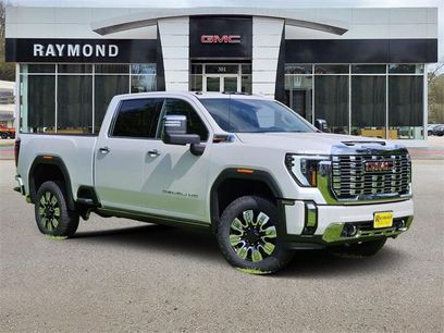 New 2025 GMC Sierra 2500 Denali w/ Max Trailering Package