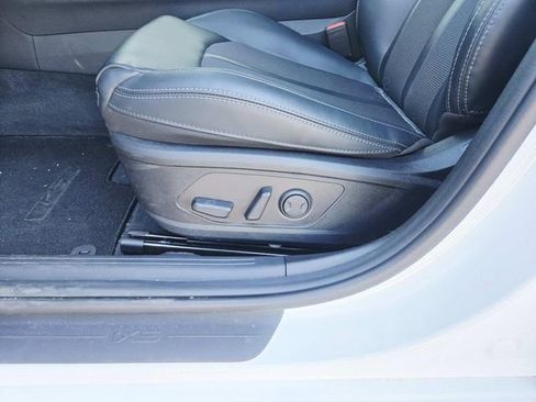 Used 2024 Kia K5 GT-Line image 31