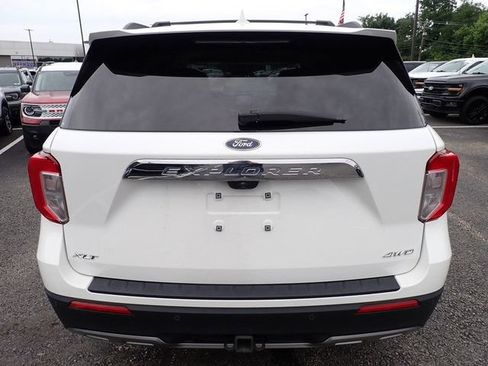 Used 2023 Ford Explorer XLT w/ Equipment Group 202A AWD/4WD image 6