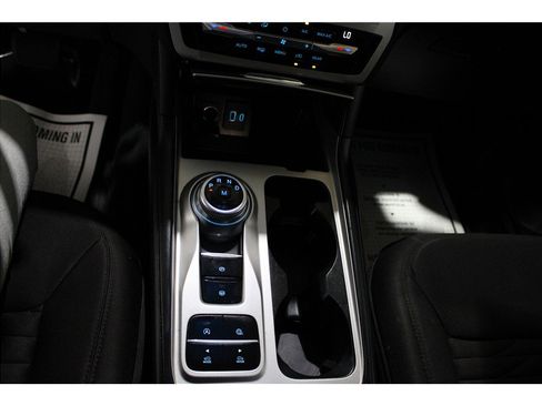 Used 2020 Ford Explorer XLT image 24