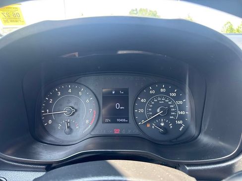 Used 2021 Hyundai Venue SE FWD image 27