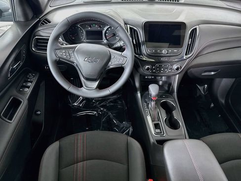 Used 2024 Chevrolet Equinox RS AWD/4WD image 3