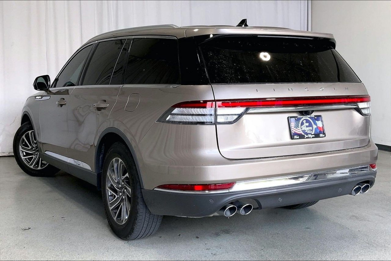 Used 2021 Lincoln Aviator 2WD image 5