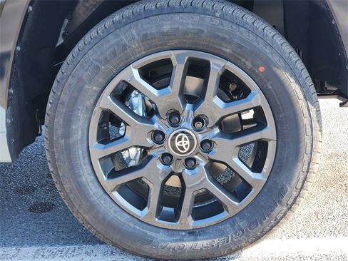 New 2026 Toyota Tundra Platinum image 7