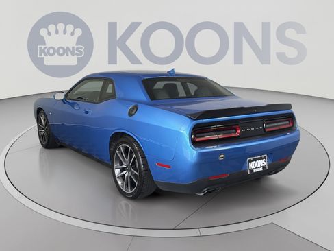 Used 2023 Dodge Challenger R/T w/ Plus Package RWD image 4