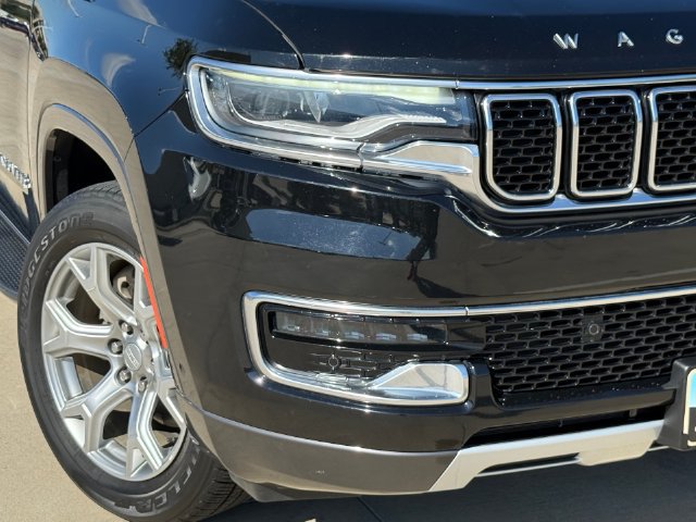 Used 2022 Jeep Wagoneer Series II RWD image 4