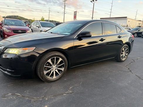 Used 2016 Acura TLX FWD image 4