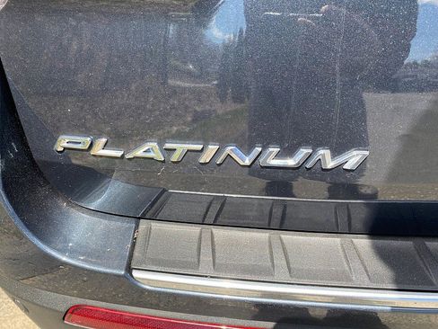 Certified 2023 Ford Explorer Platinum w/ Technology Package AWD/4WD image 10
