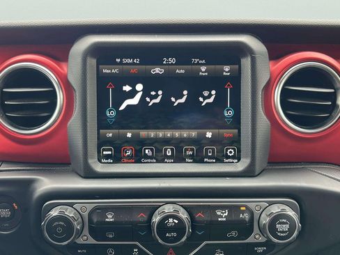 Used 2023 Jeep Gladiator Rubicon AWD/4WD image 22