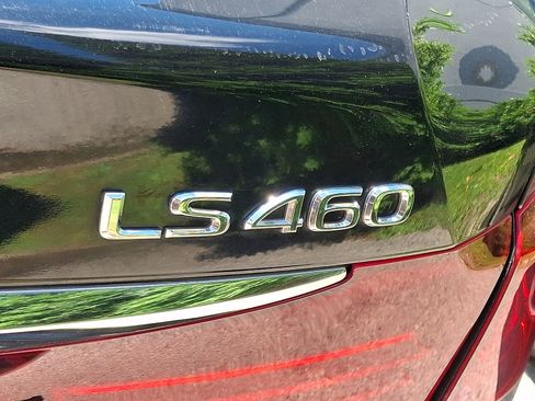 Used 2017 Lexus LS 460 AWD w/ Comfort Package image 4