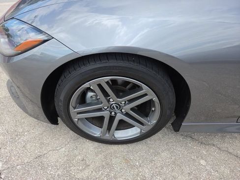 Certified 2025 Nissan Z Sport w/ Floor Mat Package RWD image 4