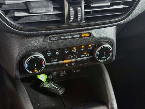 Used 2025 Ford Escape ST-Line FWD image 24