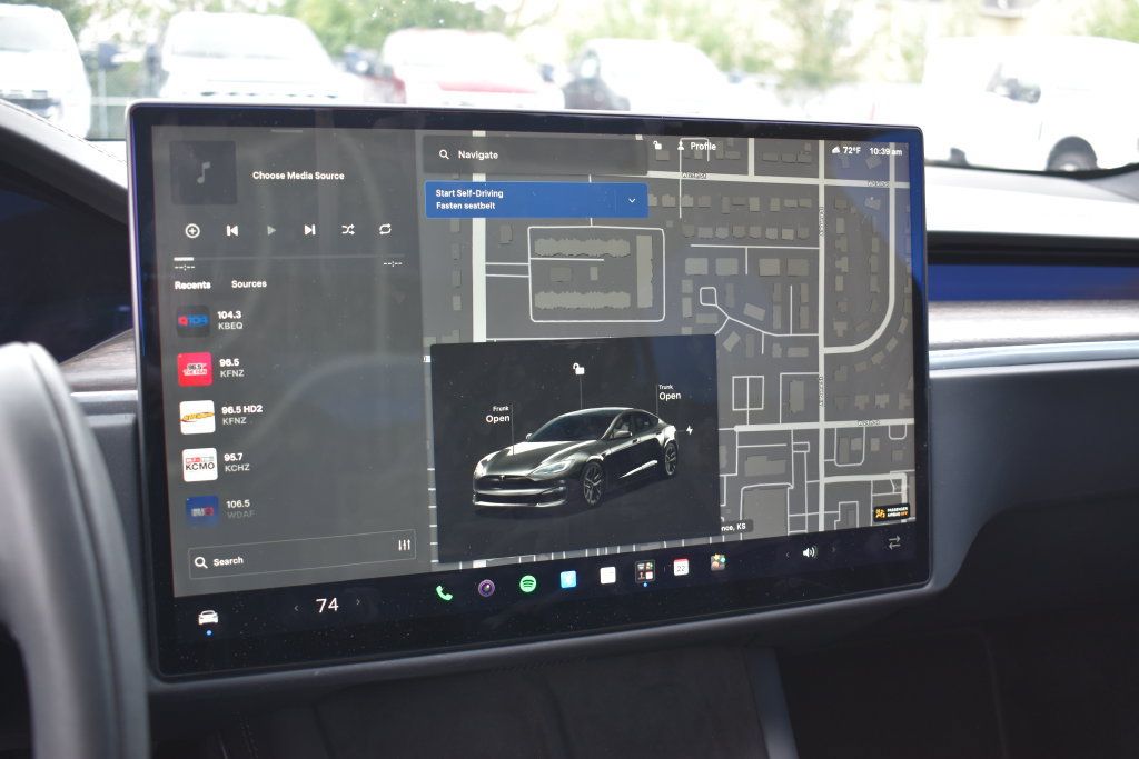 Used 2023 Tesla Model S Standard Range AWD/4WD image 11