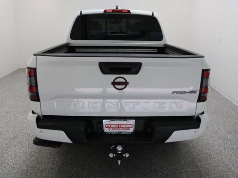 Used 2023 Nissan Frontier PRO-4X w/ Pro-4X Premium Package AWD/4WD image 8
