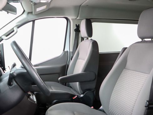 Used 2023 Ford Transit 350 XLT image 24