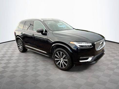 Used 2022 Volvo XC90 T8 Inscription image 4