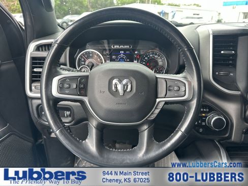 Used 2022 RAM 1500 Big Horn AWD/4WD image 14
