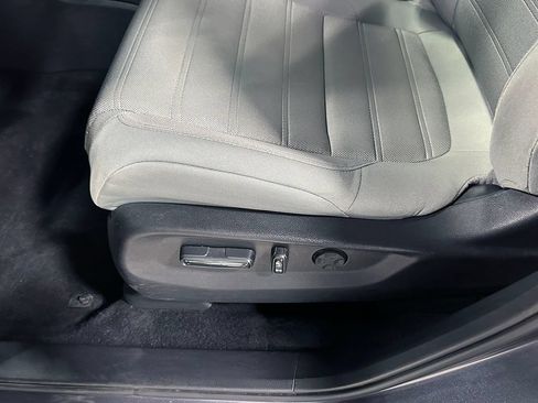 Used 2021 Honda CR-V EX image 19