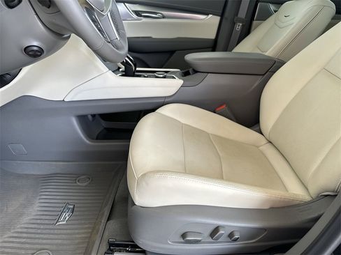 New 2025 Cadillac XT5 Premium Luxury w/ Technology Package image 11