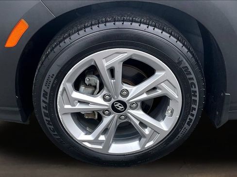 Used 2022 Hyundai Kona SEL FWD image 33