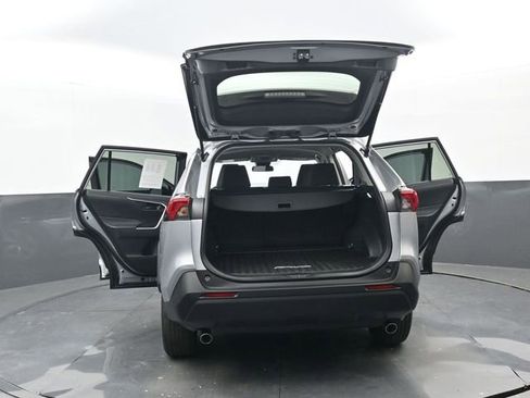 Used 2024 Toyota RAV4 LE image 34