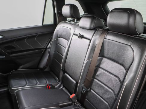 Used 2022 Volkswagen Tiguan SEL R-Line AWD/4WD image 27