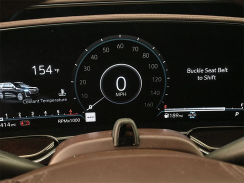 Used 2023 Cadillac Escalade ESV Sport Platinum w/ LPO, ONYX Package image 9