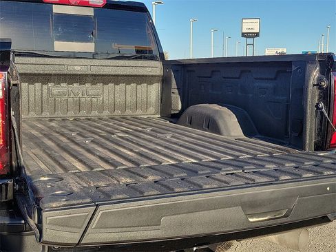 Used 2025 GMC Sierra 2500 AT4 w/ AT4 Premium Plus Package image 15