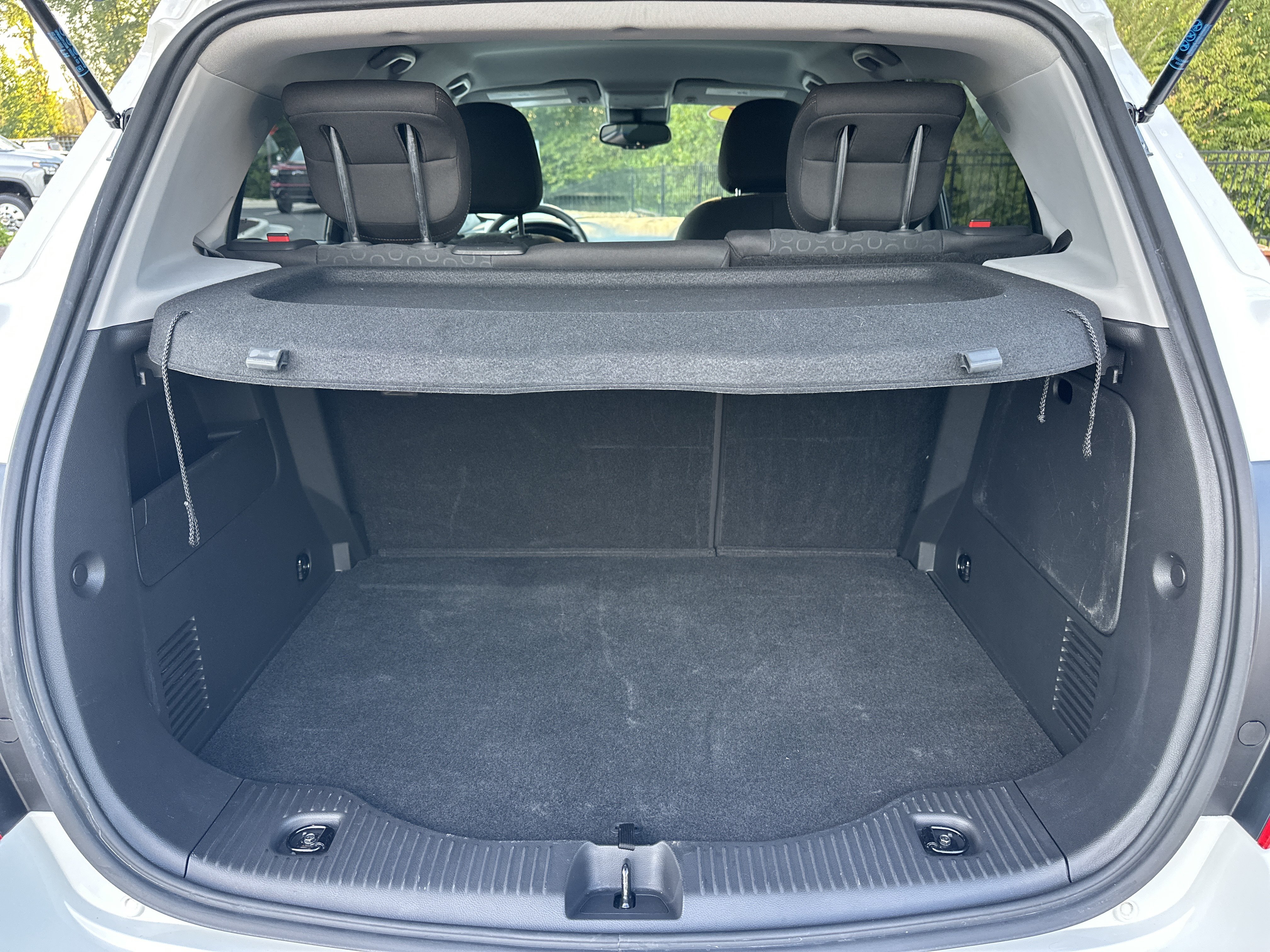 Used 2021 Chevrolet Trax LS w/ Tint and Cruise Package FWD image 19