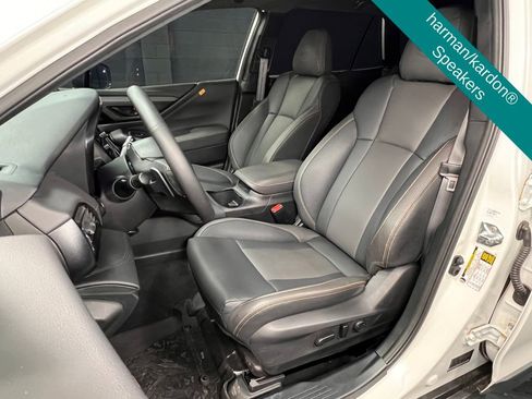 Used 2025 Subaru Outback Wilderness w/ Wilderness Package image 3