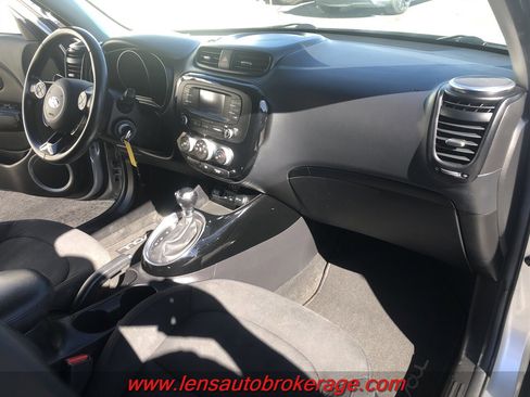 Used 2015 Kia Soul ! image 21