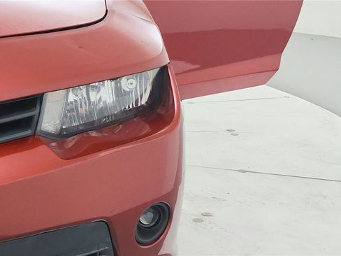 Used 2015 Chevrolet Camaro LT RWD image 20