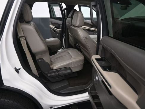 Used 2021 Ford Expedition Limited AWD/4WD image 28