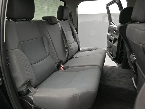 Used 2023 Toyota Tundra SR5 w/ SR5 Convenience Package AWD/4WD image 32