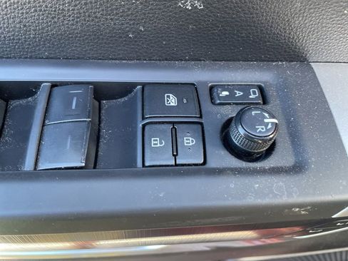 Used 2023 Toyota Tundra Platinum RWD image 12