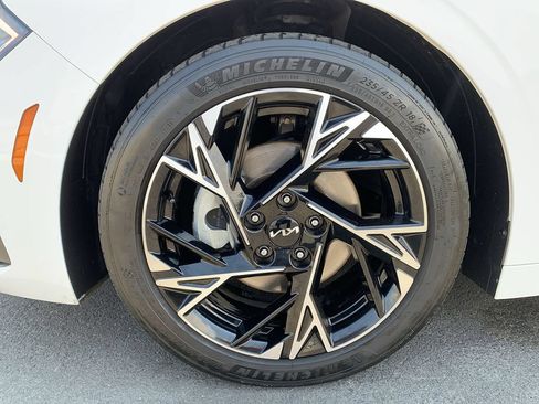 Used 2025 Kia K5 GT-Line w/ GT-Line Premium Package FWD image 11
