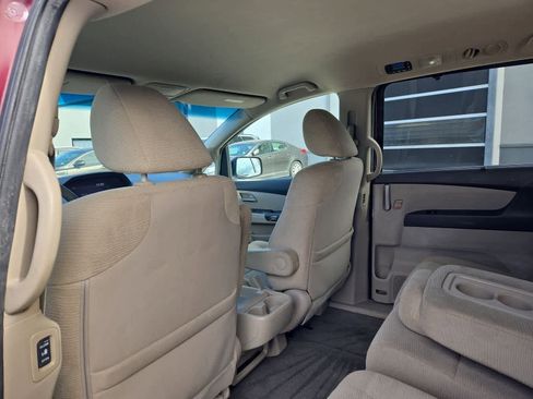 Used 2012 Honda Odyssey EX image 17