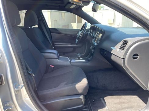 Used 2012 Dodge Charger SXT RWD image 22