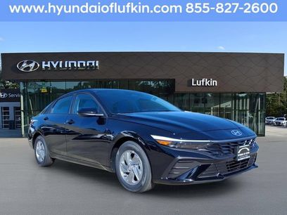 New 2026 Hyundai Elantra SE