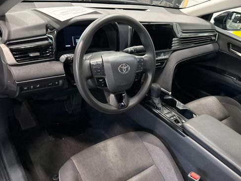 Used 2025 Toyota Camry LE FWD image 6