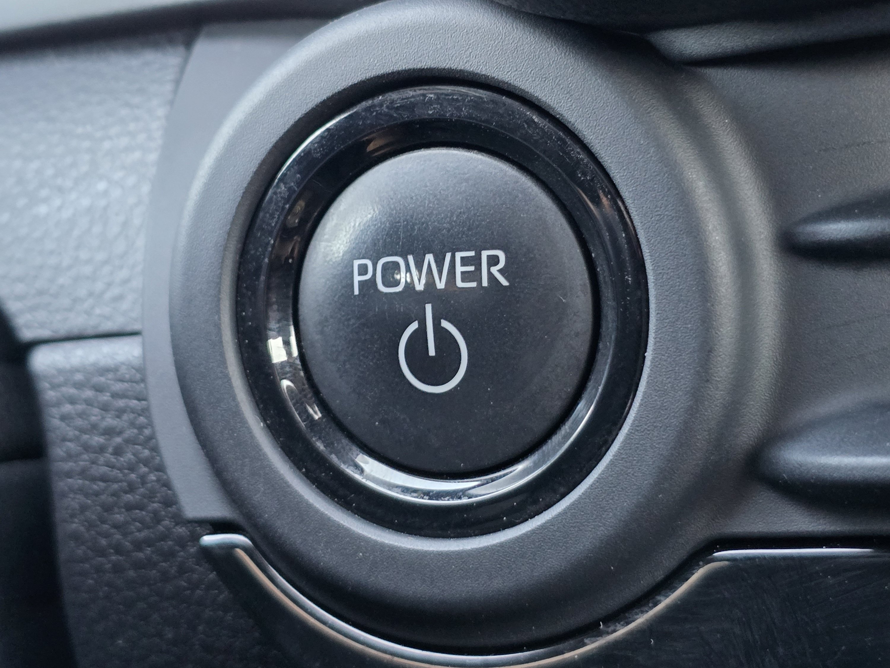Used 2023 Toyota Crown AWD/4WD image 12