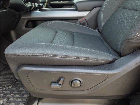 New 2026 RAM 1500 Big Horn AWD/4WD image 15