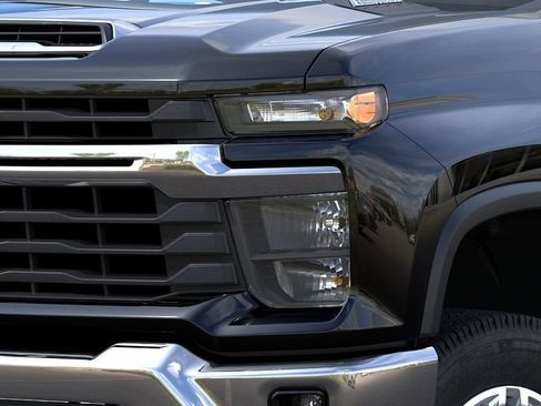 New 2026 Chevrolet Silverado 2500 LT AWD/4WD image 11