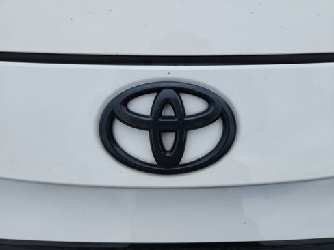 Used 2021 Toyota Corolla SE image 24
