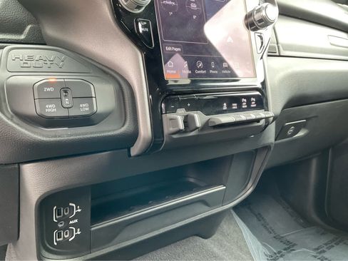 Used 2026 RAM 2500 Big Horn AWD/4WD image 22