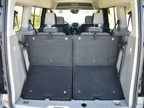 Used 2019 Ford Transit Connect XLT image 16