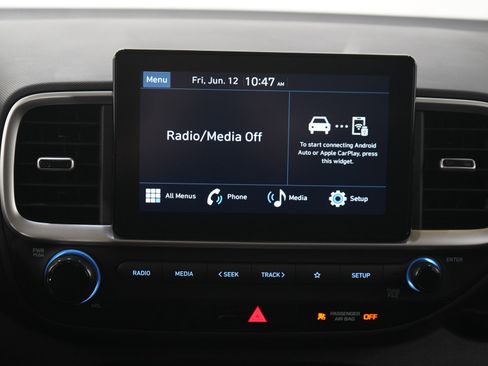 Certified 2026 Hyundai Venue SE FWD image 17