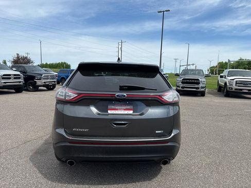 Used 2016 Ford Edge SE AWD/4WD image 4