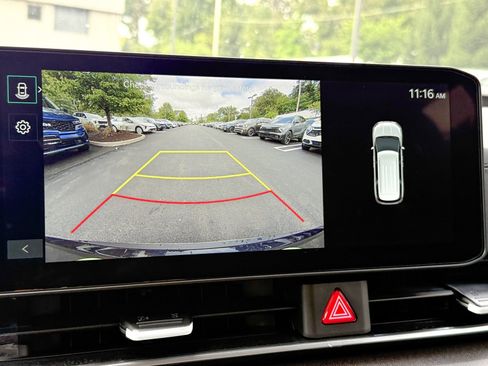 New 2026 Kia Carnival EX image 19