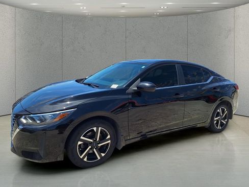 Used 2024 Nissan Sentra SV FWD image 1